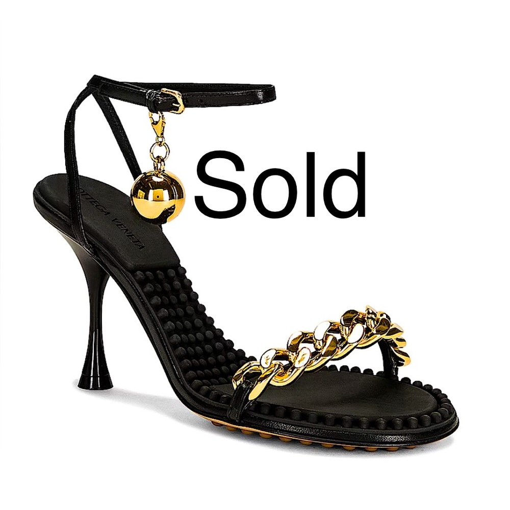 Bottega Veneta
Black and Gold ball High-Heeled Sandal